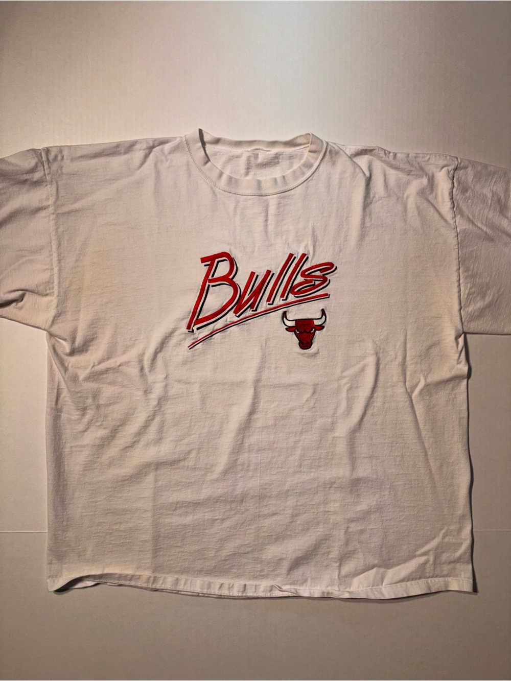 Vtg Midwest Embroidery Chicago Bulls Script Logo 90’s USA NBA T-shirt Sz XXL